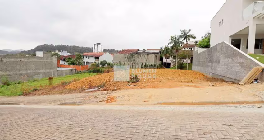 Terreno à venda em Água Verde, Blumenau 