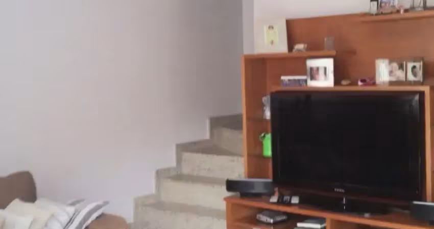 Sobrado à Venda em Condomínio em Pirituba, Amplo,Vila Pirituba, 2 dormitórios, 2 vagas grandes cobertas