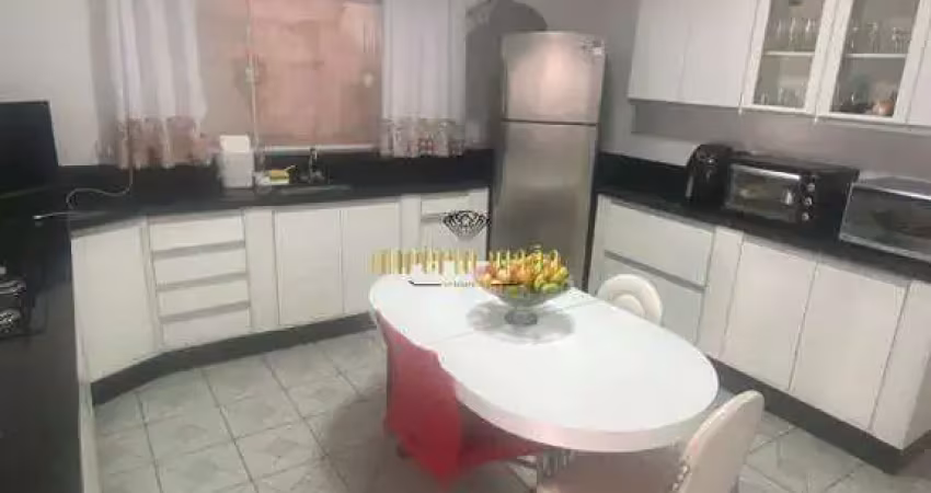 Sobrado à venda com 3 dormitórios e 1 edícula no bairro jardim varam - suzano-sp