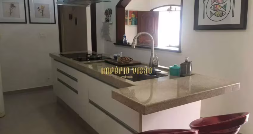 Sobrado à venda com 4 dormitórios, sendo 2 suítes e churrasqueira no bairro jardim carlos cooper em suzano-sp