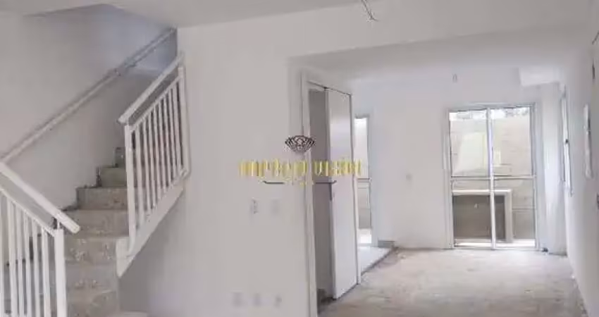 Sobrado à venda com 3 dormitórios, sendo 1 suíte no condomínio villa europa no bairro jardim carlos cooper - suzano-sp