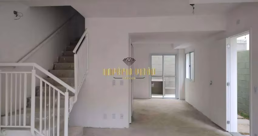 Sobrado à venda com 3 dormitórios, sendo 1 suíte no condomínio villa europa no bairro jardim carlos cooper - suzano-sp