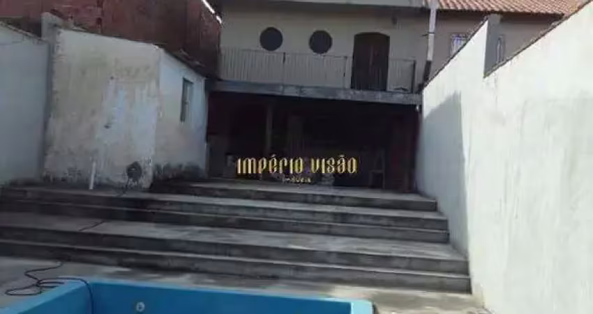Casa à venda com 3 dormitórios, churrasqueira, pomar e piscina na vila caputera - mogi das cruzes-sp