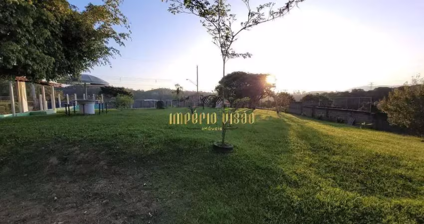 Chácara à venda com 2 casas, oficina e salão de festas em cesar de souza - mogi das cruzes - sp