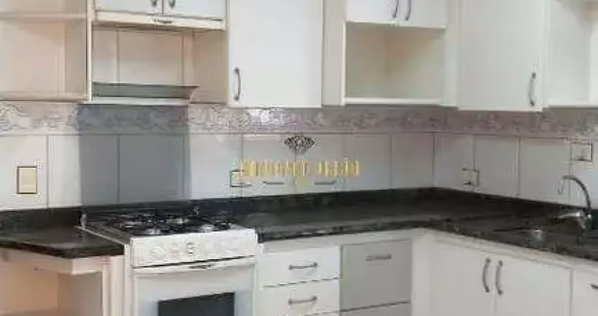 Cobertura à venda com 4 dormitórios, sendo 1 suíte com banheira no centro de suzano-sp