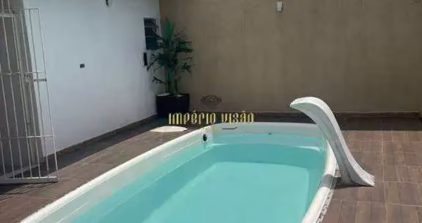 Casa térrea com 4 dormitórios, sendo 4 suítes, com piscina em poá sp