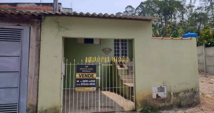 Casa de 1 dormitório com vaga de garagem coberta a venda no bairro da fazenda aya em suzano/sp