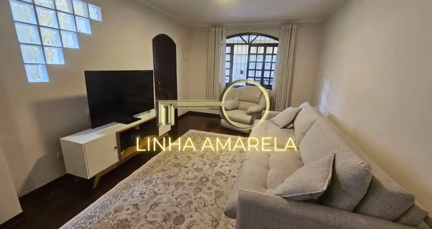 Este sobrado oferece tudo o que você precisa para viver com conforto e praticidade!