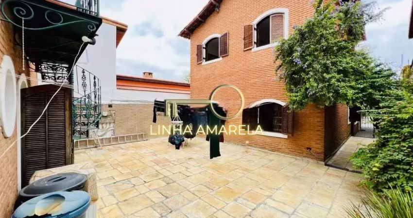 Sobrado à venda no jardim jussara , 3 quartos, suíte e espaço gourmet.