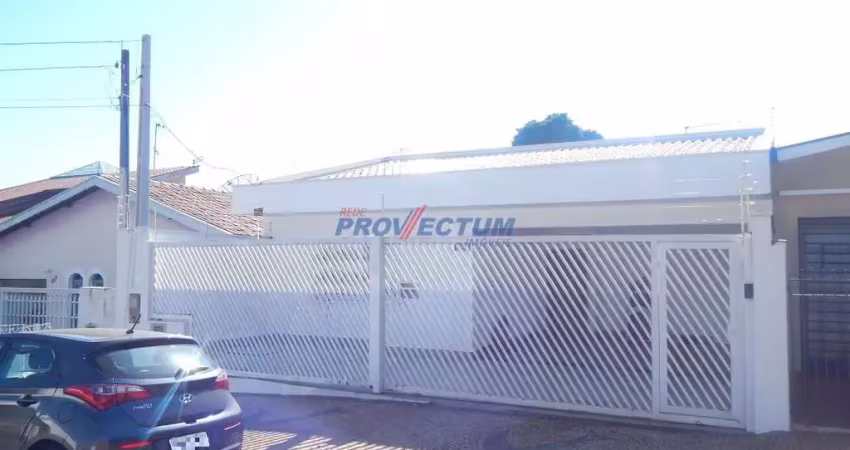 Casa com 3 quartos à venda na Rua Presidente Wenceslau, 595, Jardim Flamboyant, Campinas