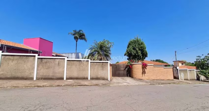 Casa com 4 quartos à venda na Rua Carmelito Leme, 234, Vila Santa Isabel, Campinas