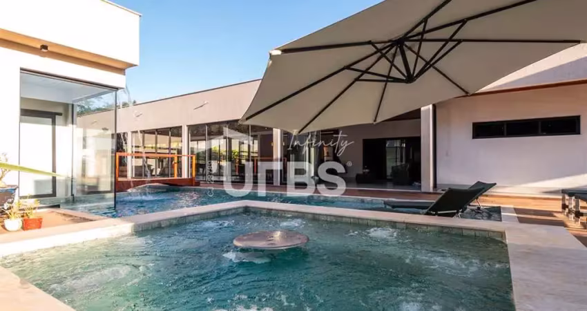 Chacara de luxo condominio vila verde senador canedo terreno de 2.747 m² e construção de 625 m²