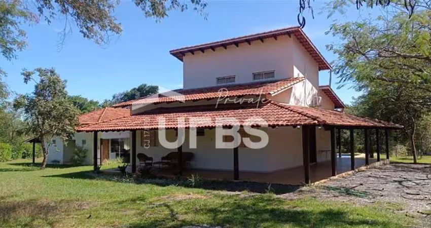 Alto da boa vista - casa de condomínio 3 quartos, sendo 3 suítes
