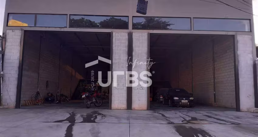 Galpao novo  nunca habitado  6 metros pe direito todo no concrto usinado, mesanino   2  banheiros portas automaticas energia trifase pronto s