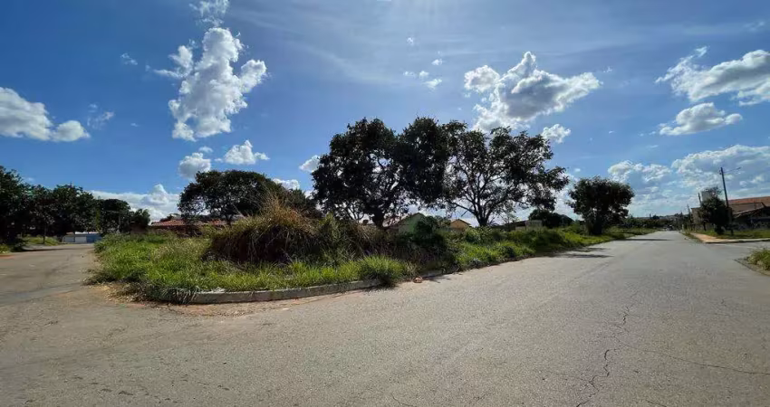 Venha conhecer esta excelente área de 2.385,78m² com localização privilegiada no pontal sul, em aparecida de goiânia, go.