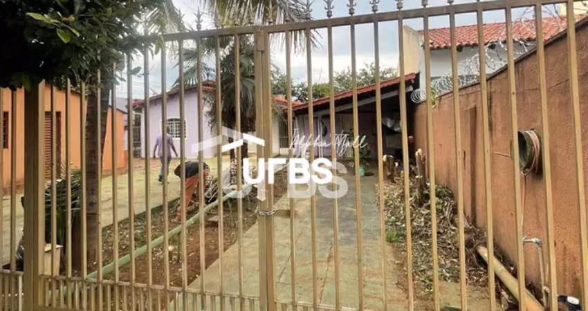 Casa com 3 quartos à venda na Rua 260, Setor Coimbra, Goiânia