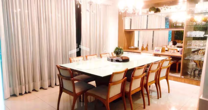 Sobrado com 134 m², 3 suites, churrasqueira a carvao, completa em armario
