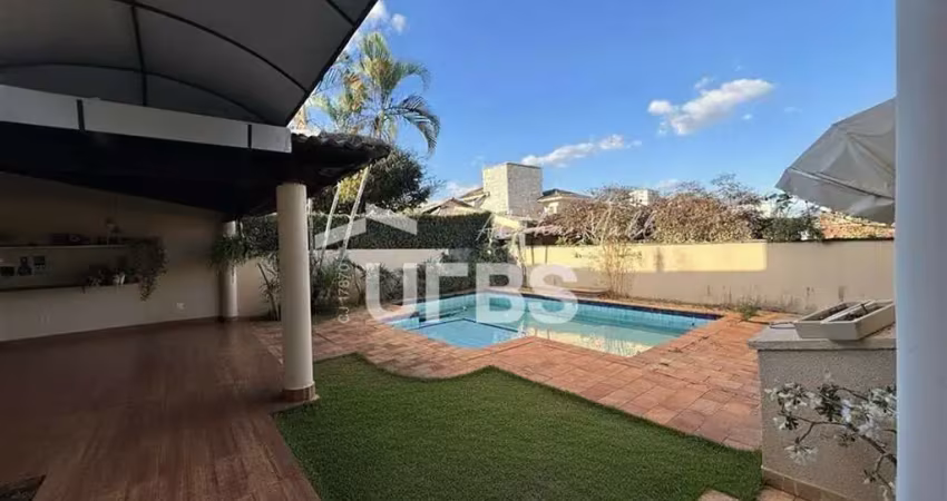 Casa em condomínio fechado com 6 quartos à venda na Rua SB 50, Loteamento Portal do Sol II, Goiânia