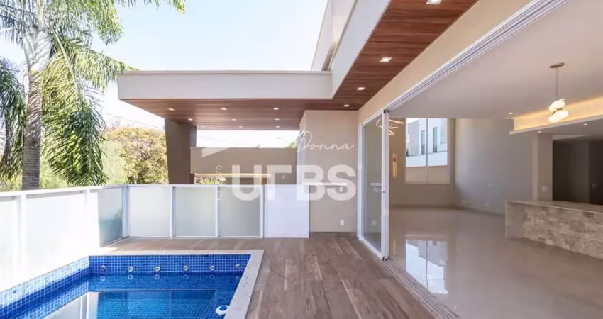 Casa em condomínio fechado com 4 quartos à venda na Rua Francisco Rodrigues de Souza, Condomínio do Lago, Goiânia