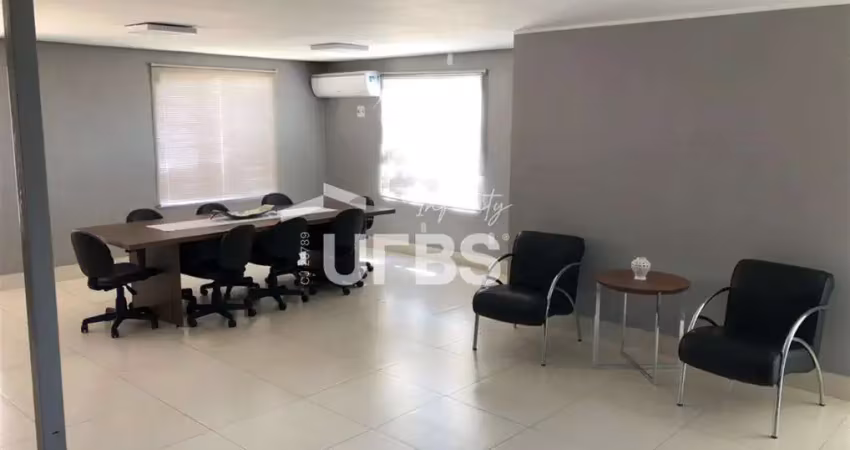 Galpaocom estrutura completa no daiag: galpão com pé-direito de 10m e fácil acesso à br-153