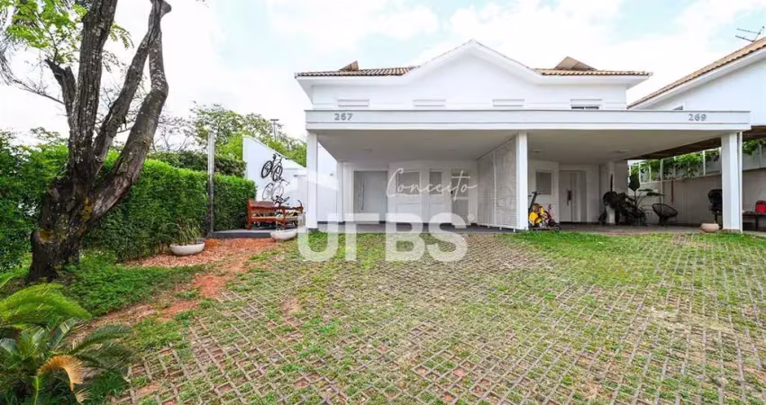Housing flamboyant - casa de condomínio 2 quartos, sendo 1 suíte