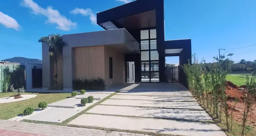 Excelente casa no condomínio terras alphaville maricá !!!