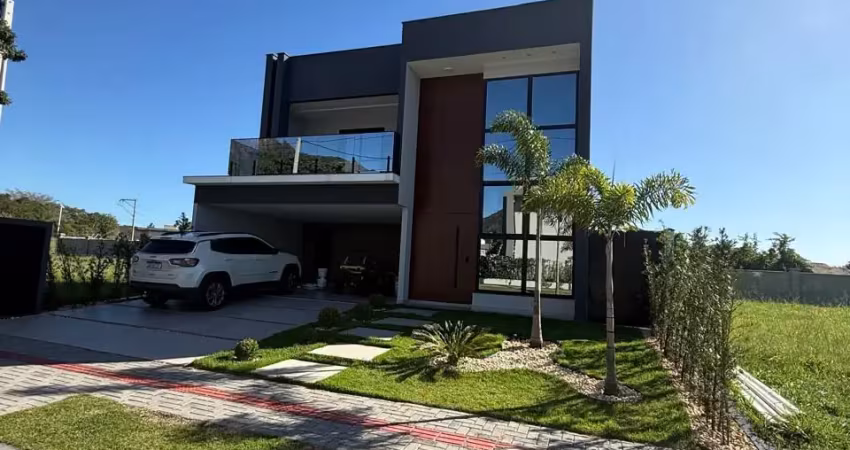 Excelente casa no condomínio terras alphaville maricá !!!