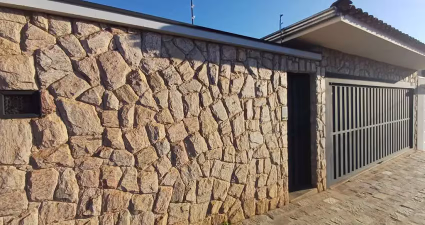 Elegante casa de vila para venda em são joaquim com 3 quartos, sendo 1 suíte, 191m²