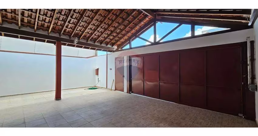 Casa à venda de 174 m², 3 dormitórios sendo 1 suítes no bairro meneghetti em franca/sp