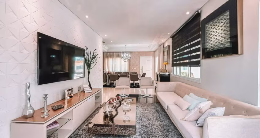 Linda casa duplex, em condomínio fechado com 5 quartos, no presidente kennedy.