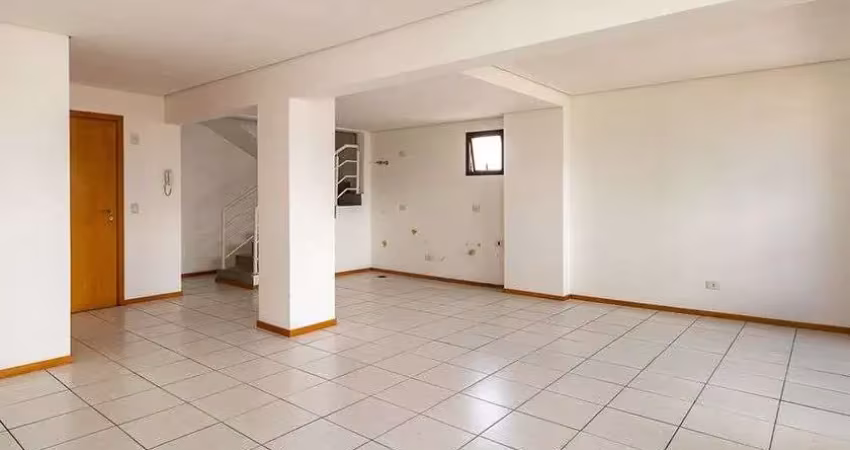 Cobertura no centro de curitiba com 2 suítes amplas e 2 vagas