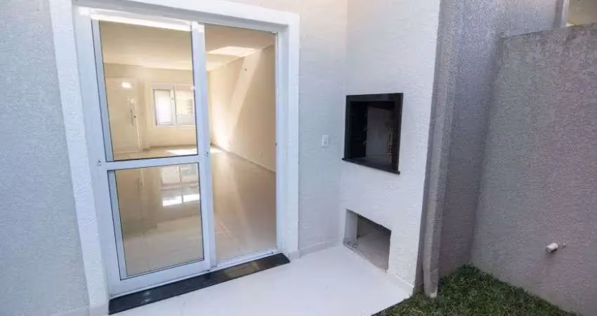 Sobrado em condomínio fechado com 3 quartos no campo comprido