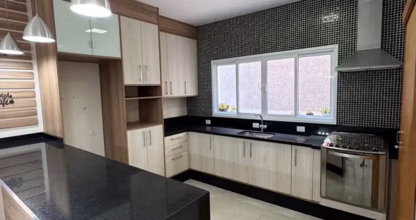 Casa com 3 quartos para alugar na Avenida das Palmeiras, Portais (Polvilho), Cajamar