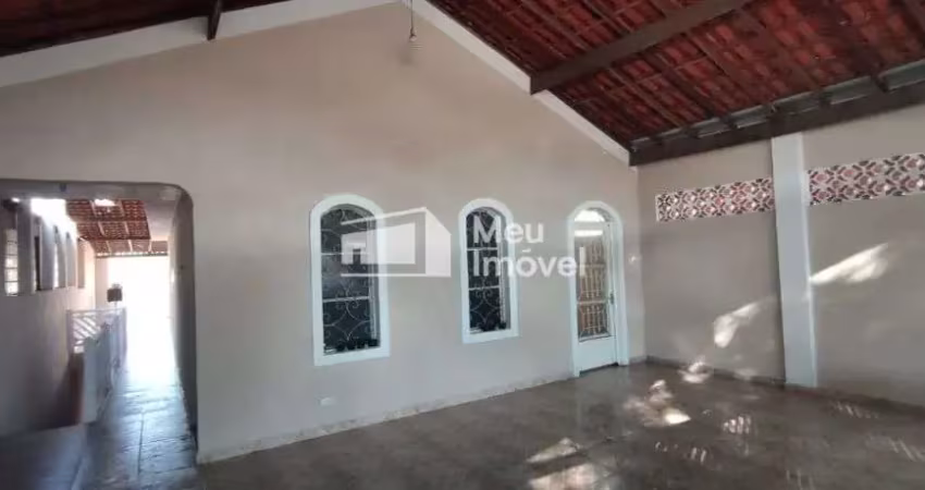 Casa com edicula 180 m2 - 3 dorms - bosque dos eucaliptos