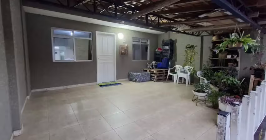 Casa em condomínio fechado com 2 quartos à venda na Avenida Rio Amazonas, 3254, Estados, Fazenda Rio Grande