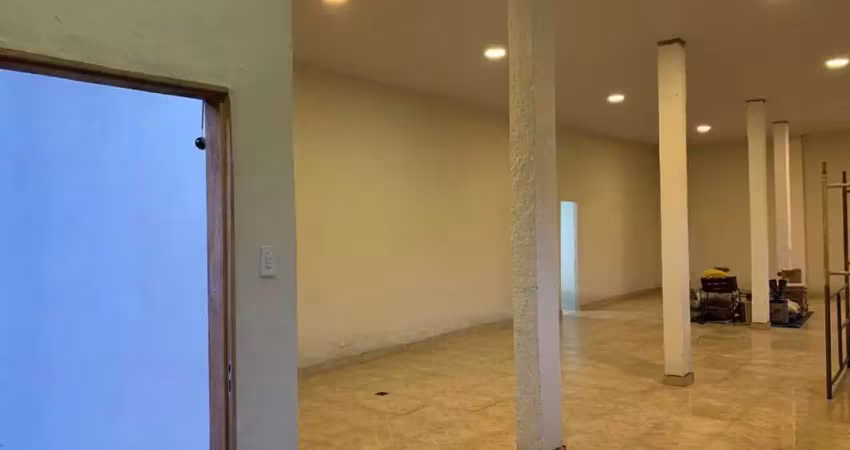 Barracão / Galpão / Depósito para alugar no Retiro, Petrópolis 