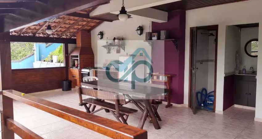 Casa 05 dorm. ou + em duarte silveira  -  petrópolis
