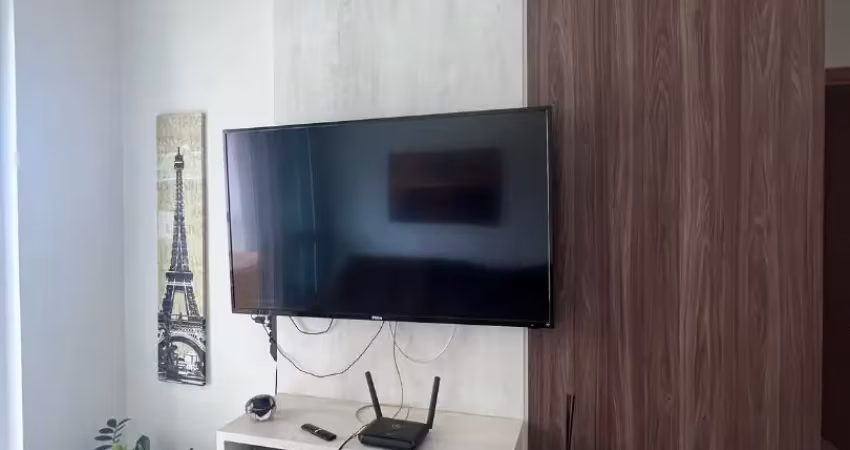 Lindo studio porteira fechada no centro da cidade, com 45m²