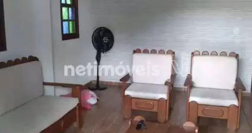 Casa com 3 quartos à venda na Rua Raul de Leone, Jardim Petrópolis, Betim
