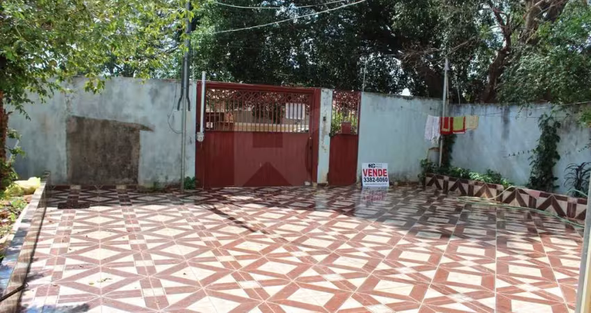 Casa à venda na Rua Terlice Maria, Vila Manoel Taveira, Campo Grande