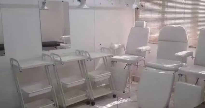 Casa comercial com 4 salas à venda na Rua Rui Barbosa, Centro, Campo Grande