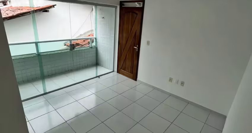 Alugo apartamento amplo nos bancários  com projetados e cooktop