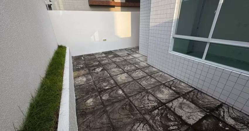 Alugo apartemento novo no jardim cidade universitária com área externa privativa