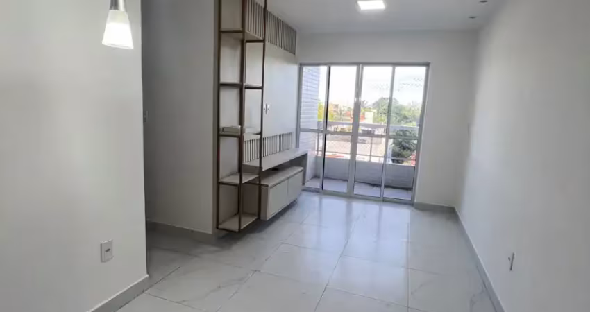 Alugo apartamento no altiplano com área de lazer, localizado por trás do cartório eunapio