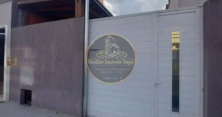 Casa com 2 dormitórios semimobiliada à venda, 72m² por r$ 350.000,00 - santa regina - itajaí/sc