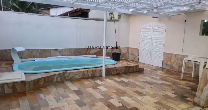 Casa com piscina para venda no jardim califórnia em caraguatatuba