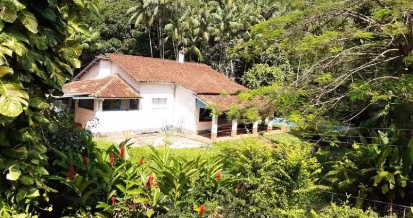 Casa para venda com área de 2412m² em condomínio fechado na praia martim de sá, caraguatatuba/sp