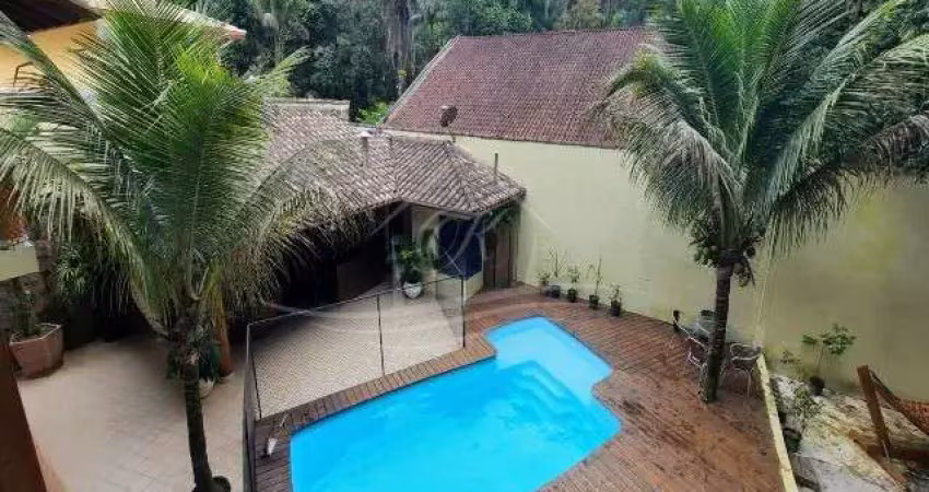 Excelente sobrado alto padrão 'a venda com 04 suítes no condomínio parque imperial, massaguaçú, caraguatatuba/sp