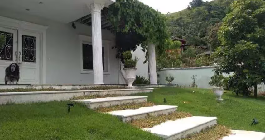 Exceletente sobrado em condomínio fechado 04 dormitórios, são sebastião/sp