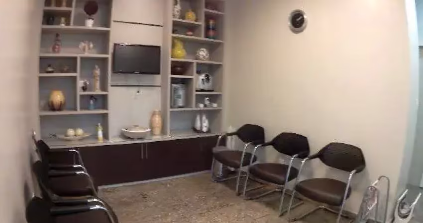 Sala comercial no centro de caraguatatuba ótima localização